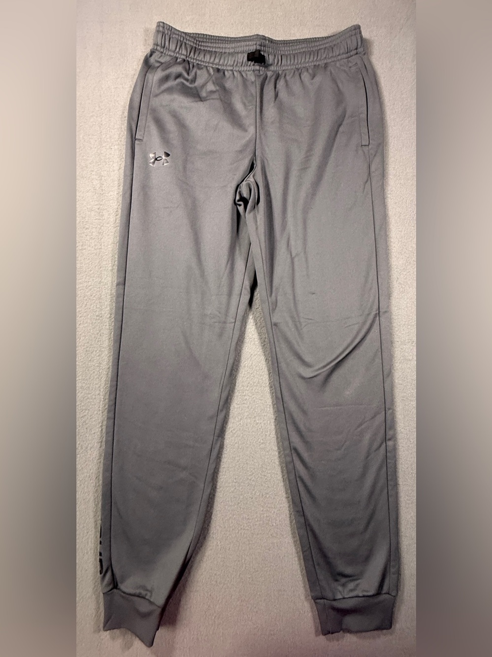 Under Armour Boys Charcoal Gray Athletic Jogger Pants